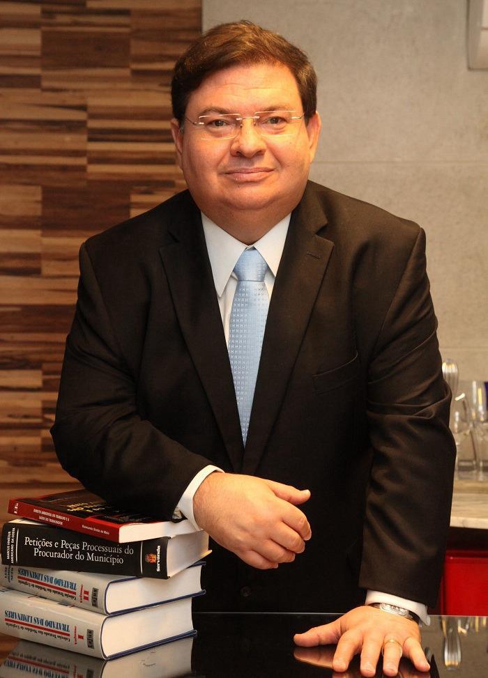 Advogado alerta para riscos do empréstimo consignado