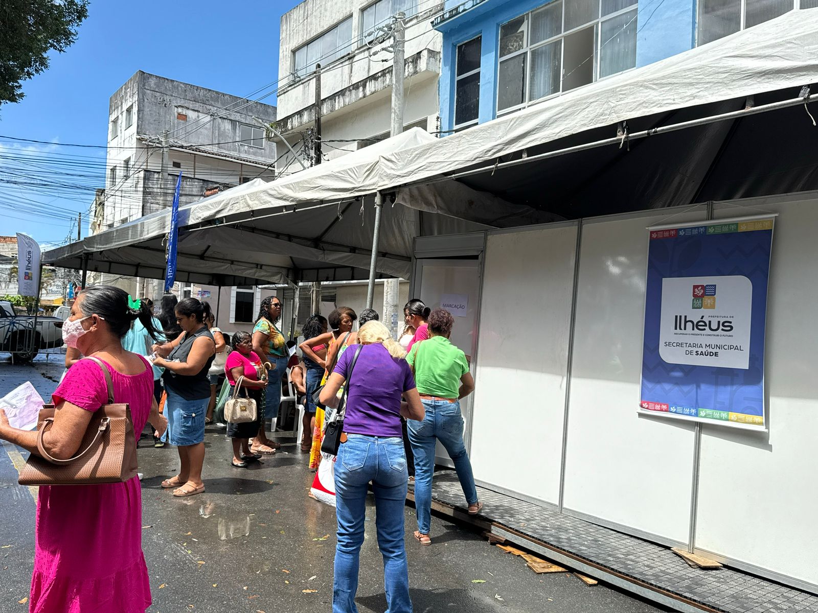 Ação especial em homenagem às mulheres leva serviços de saúde ao centro de Ilhéus