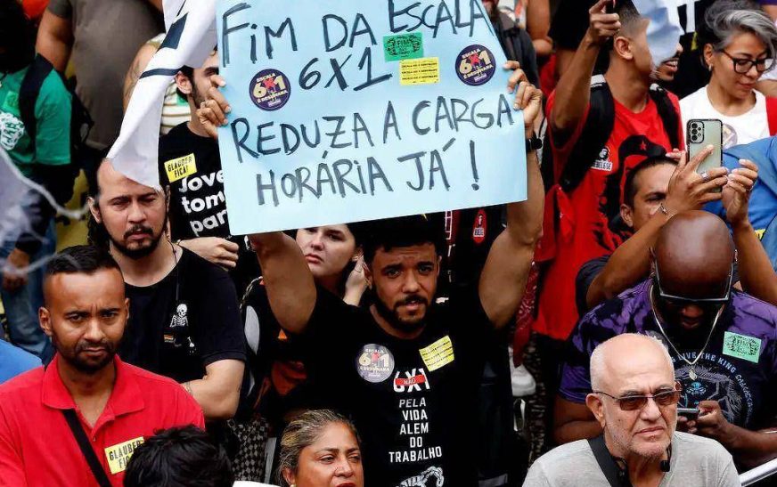 Escala 6×1: Profissional que trabalha mais tem salário 58% menor, em média, diz estudo