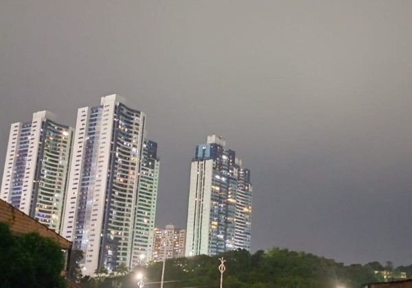Inmet eleva alerta para perigo de chuvas intensas em Salvador e outros 44 municípios baianos
