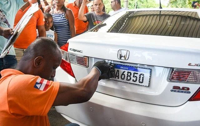 Placas de veículos podem mudar de novo no Brasil; entenda