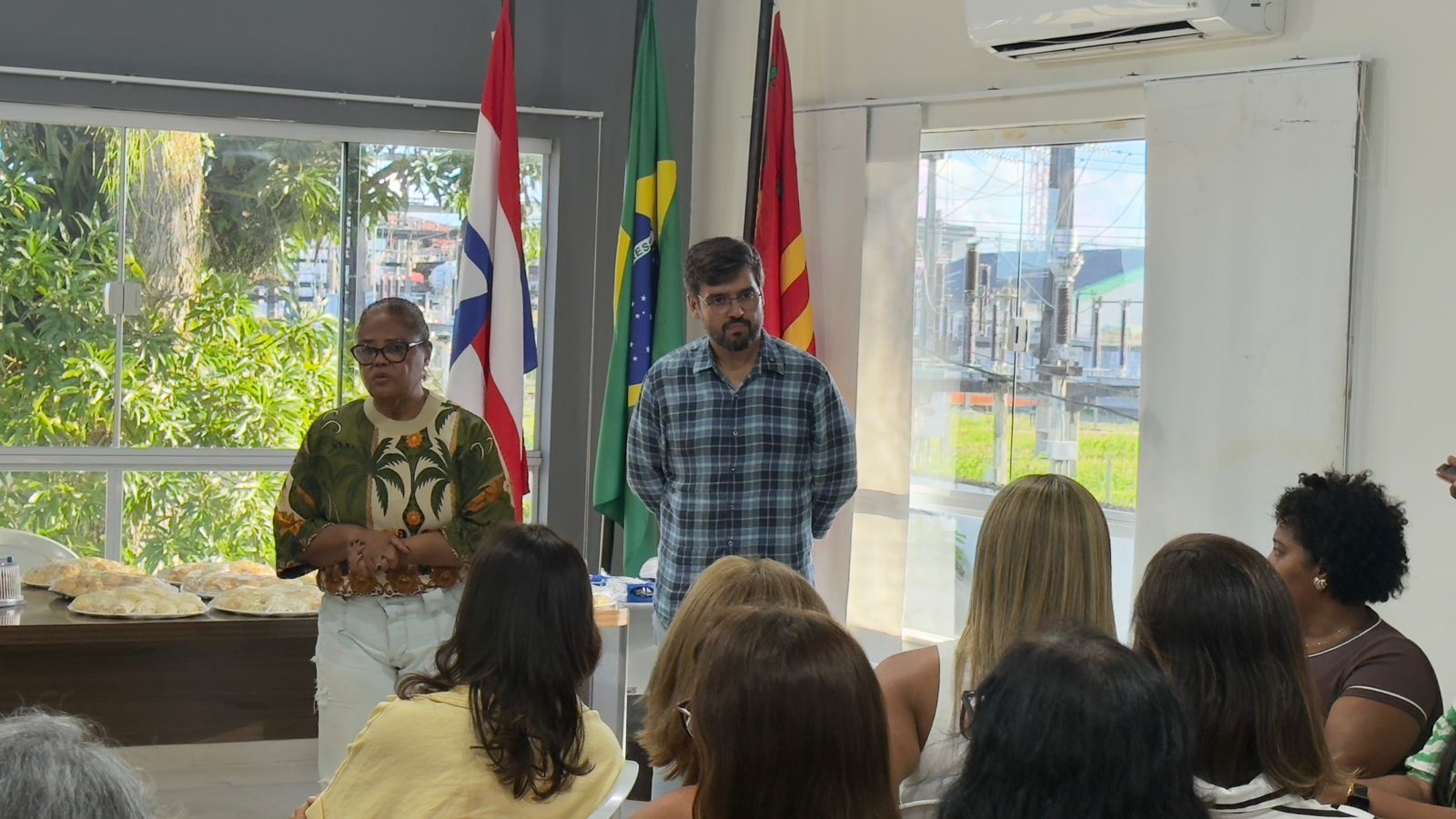 Prefeitura de Ilhéus homenageia profissionais da enfermagem em celebração ao Dia Mundial do Enfermeiro
