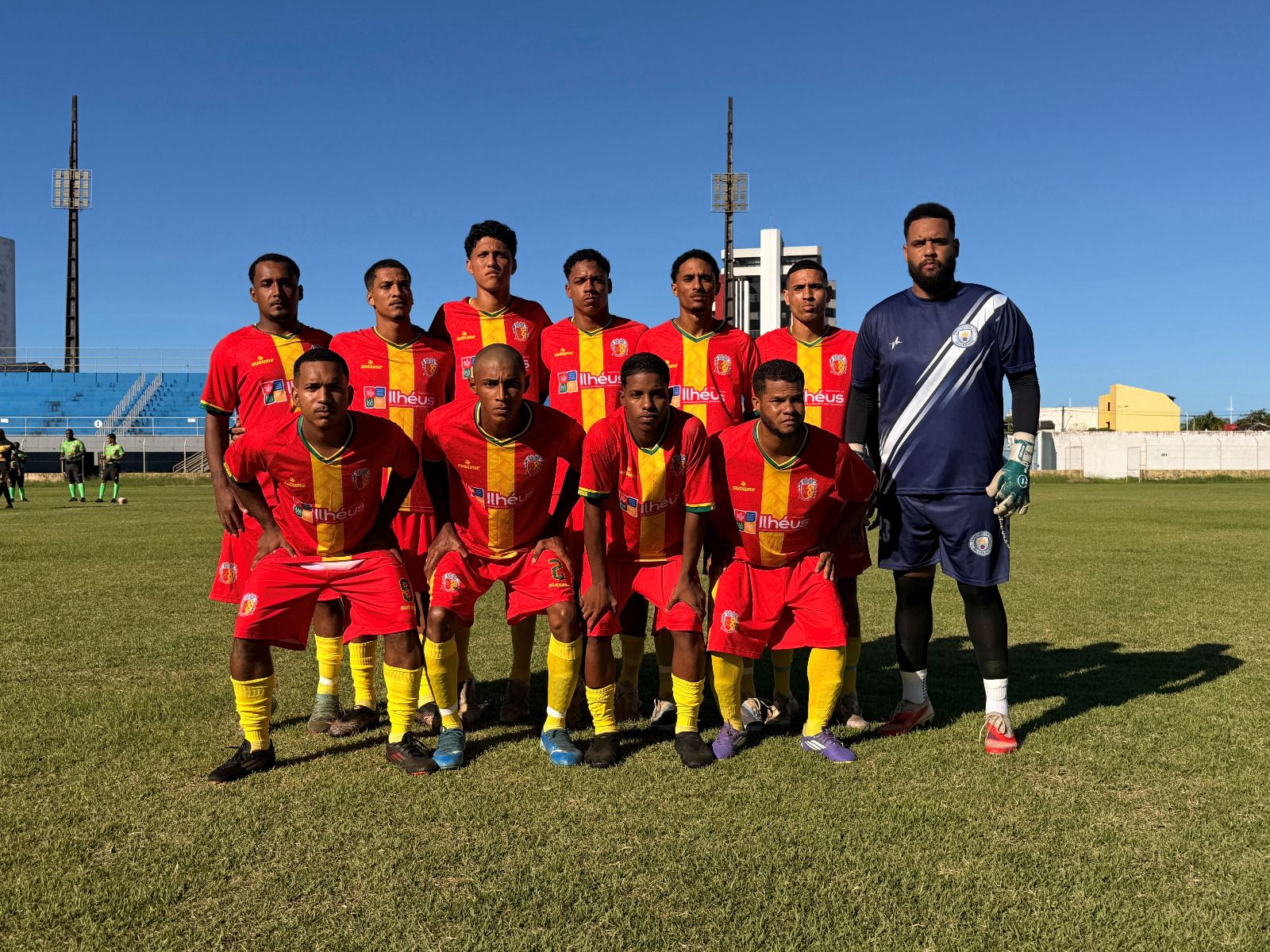 Ilhéus recebe Itapé neste domingo em busca de vaga na final da Copa Cacau 