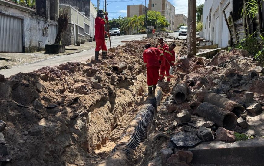 Prefeitura de Ilhéus inicia melhorias na drenagem do Alto do Pacheco