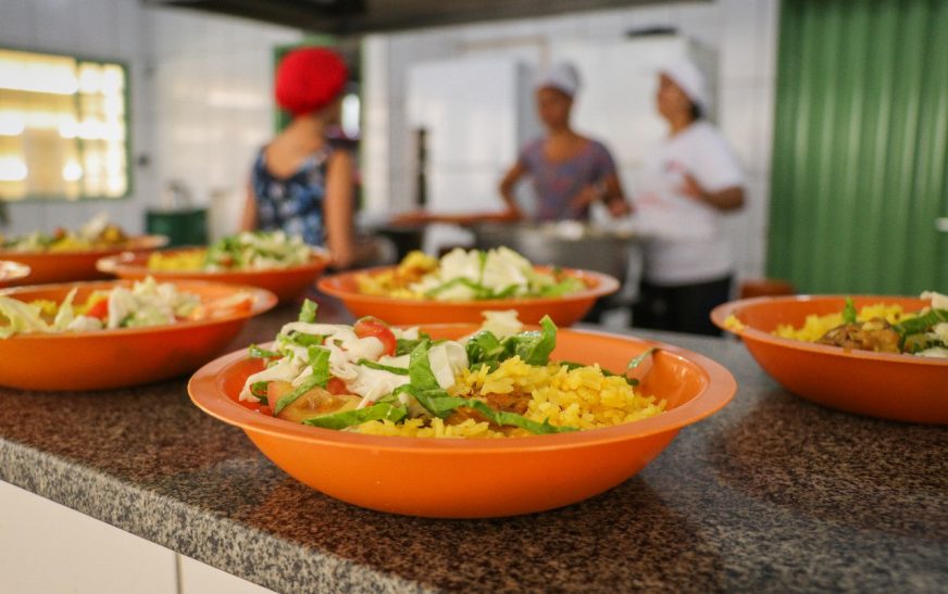 Prefeitura de Ilhéus implanta novo modelo de gestão da merenda escolar na rede municipal