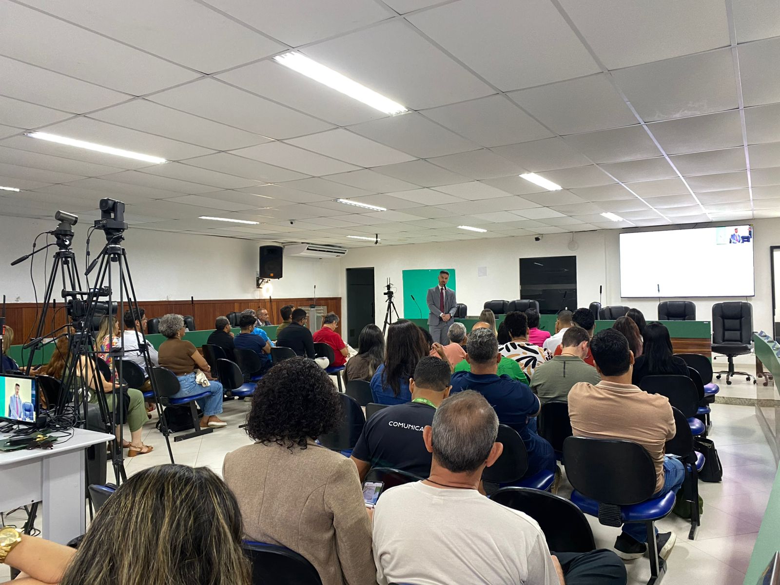 Ilhéus realiza capacitação sobre contratações diretas e transparência pública