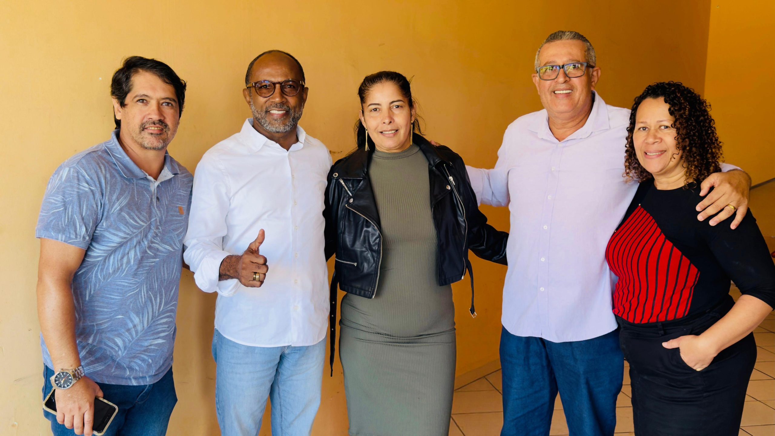 Bebeto Galvão intensifica agenda e amplia base política no extremo sul e sudoeste da Bahia