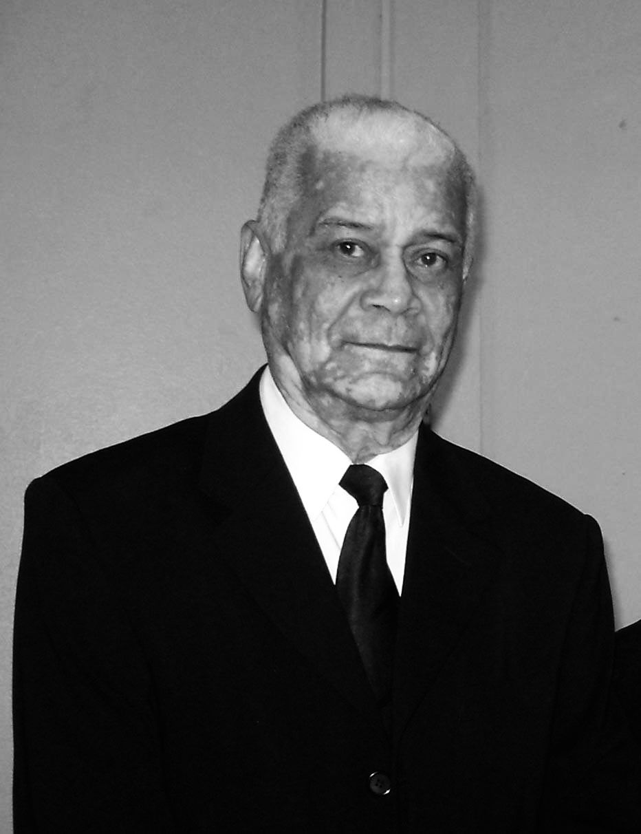 Prefeitura de Ilhéus lamenta o falecimento de Raymundo Veloso