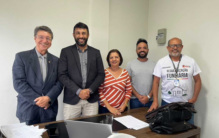 Entrega dos primeiros certificados marca avanço da regularização fundiária em Ilhéus