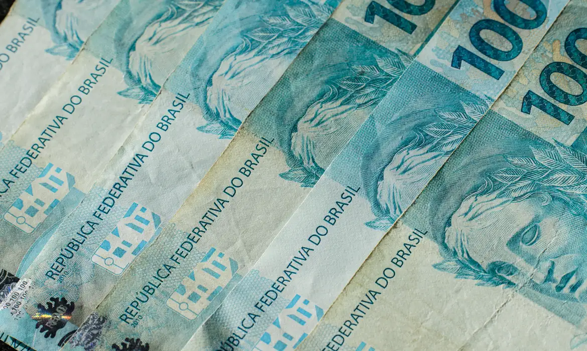 Governo desbloqueia R$ 5,7 bi do Orçamento de 2026