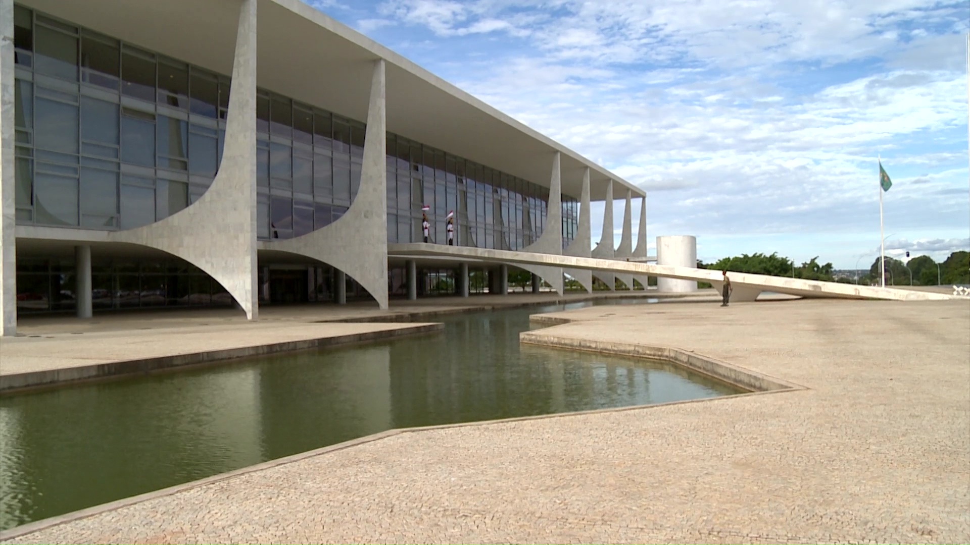 Governo abre crédito de R$ 3,152 bilhões para subvenções a combustíveis
