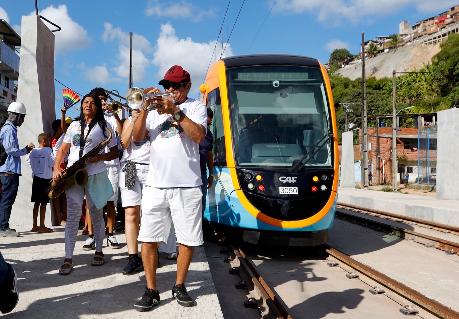 VLT começa a operar com passageiros em São João do Cabrito