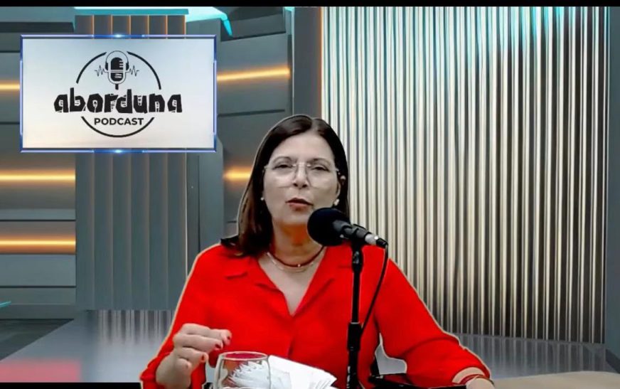 ADÉLIA: ORIGEM SOCIAL NÃO PODE LIMITAR O FUTURO DOS JOVENS