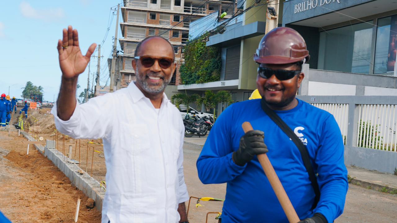 Bebeto acompanha andamento das obras da BA-001 e situação dos cabaneiros de Ilhéus