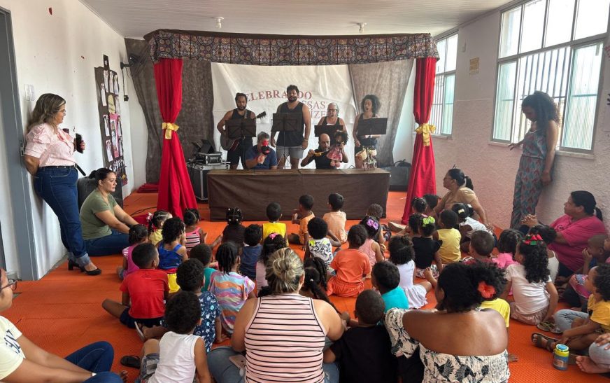 Primeira etapa do projeto Circulação Mariá e Murecileva espetáculo infantil para 11 escolas de Itabuna