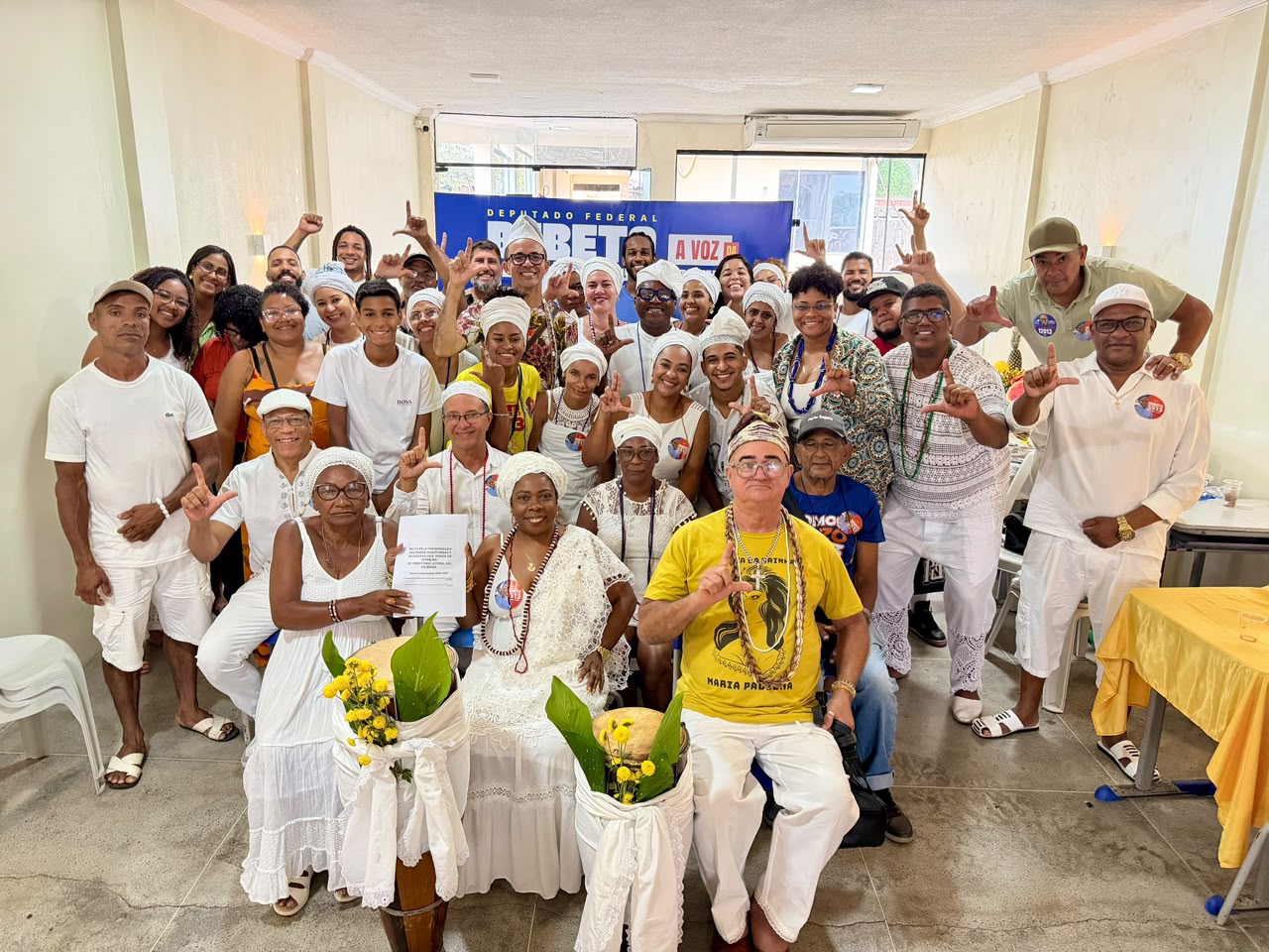 Povos de terreiro de Ilhéus apresentam pautas e Bebeto assume compromisso com participação no mandato
