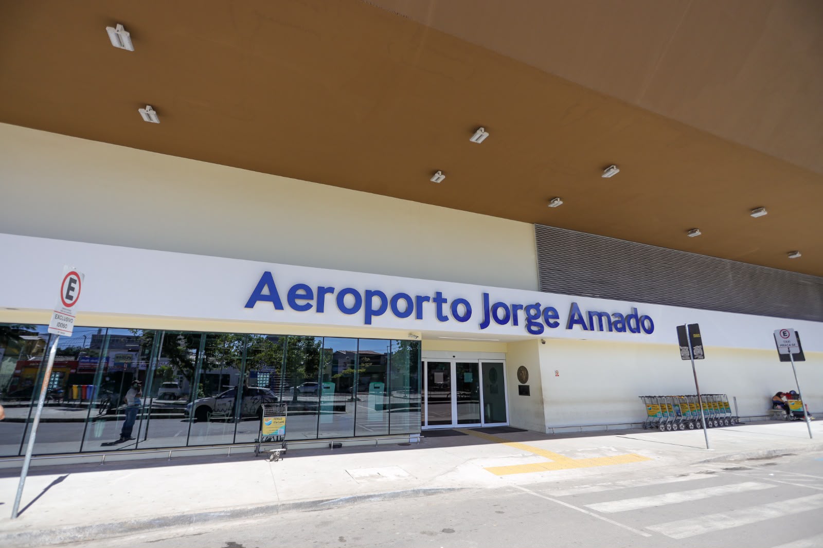 Aeroporto Jorge Amado deve receber cerca de 8,8 mil passageiros durante feriado prolongado